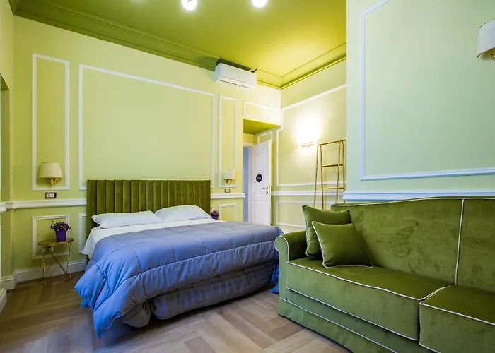 Hold - Luxury Oda ve Kahvaltı 4*