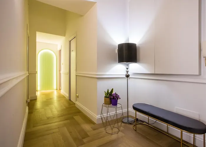 Hold - Luxury Oda ve Kahvaltı Roma