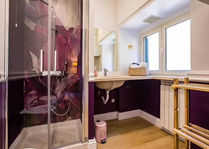 Hold - Luxury Bed & Breakfast Rome
