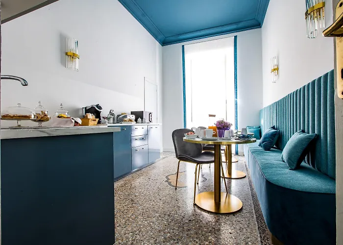 Oda ve Kahvaltı Hold - Luxury 4*