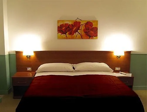 Oda ve Kahvaltı Hold - Luxury 4*