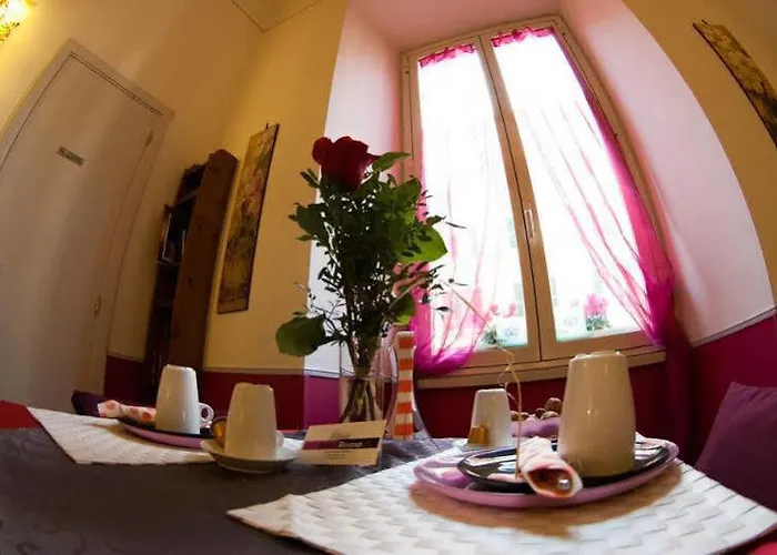 Panzió Hold - Luxury 4*